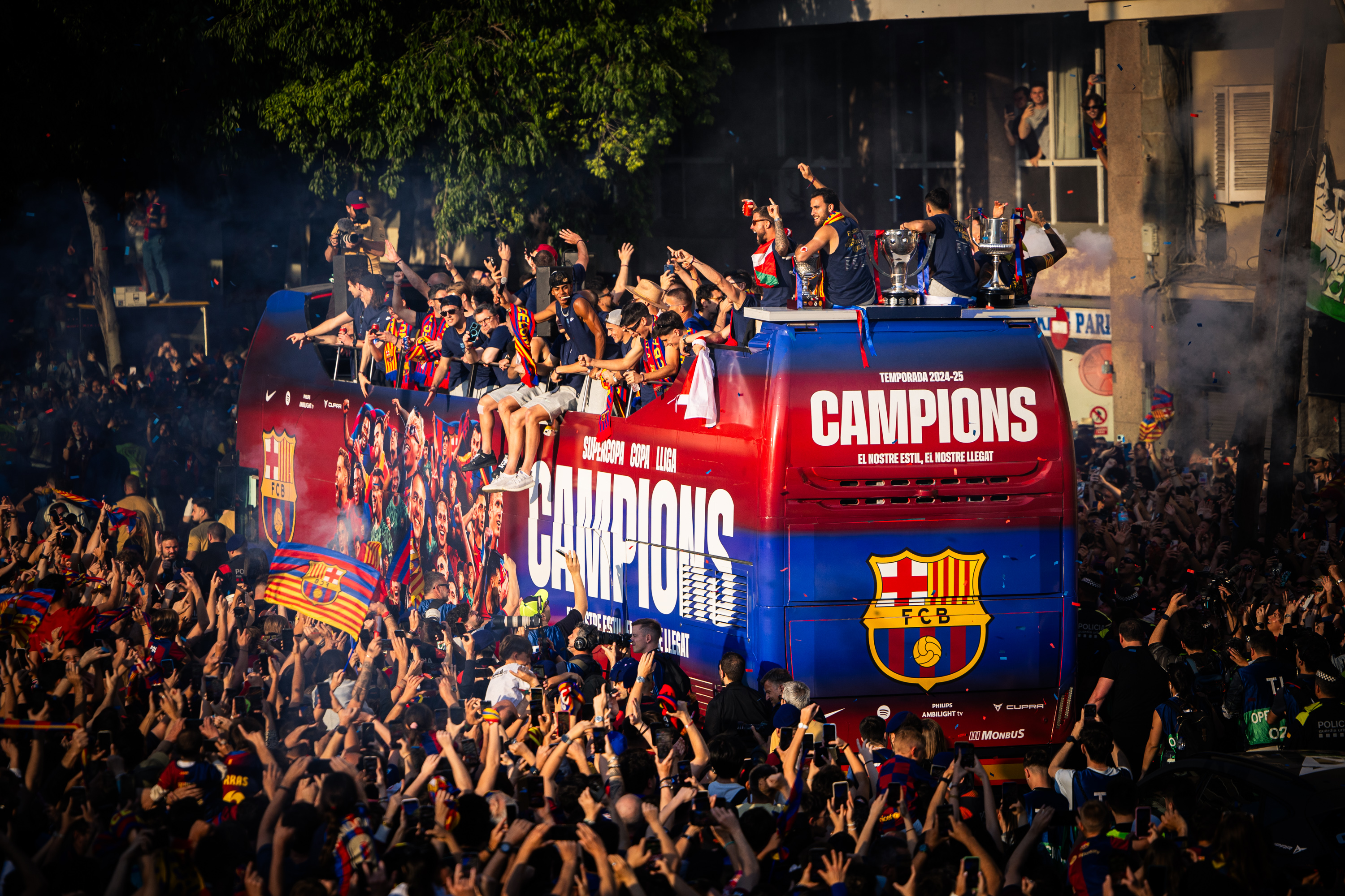 巴塞罗那夺冠游行